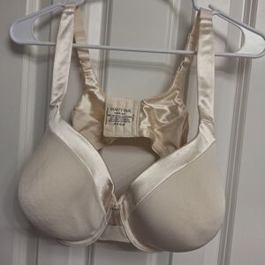 Vanity Fair Women's Satin Beige Bra